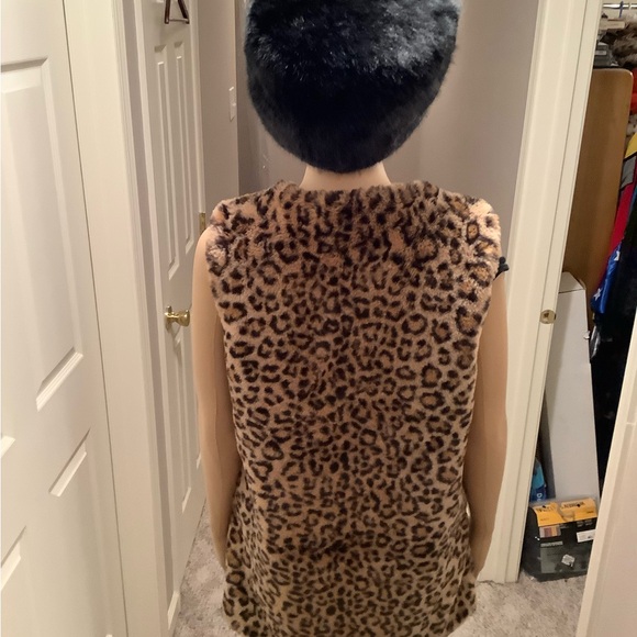 INC Leopard Print Faux Fur Vest Size S/M - Picture 8 of 16